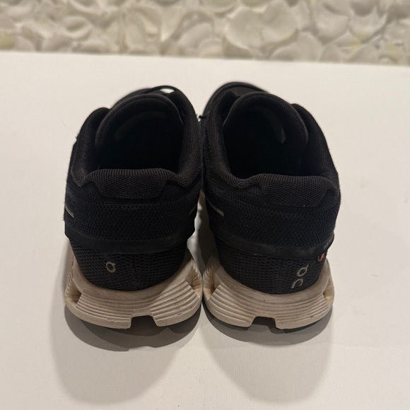 On Running Women's Black and White Sneakers - Picture 3 of 6